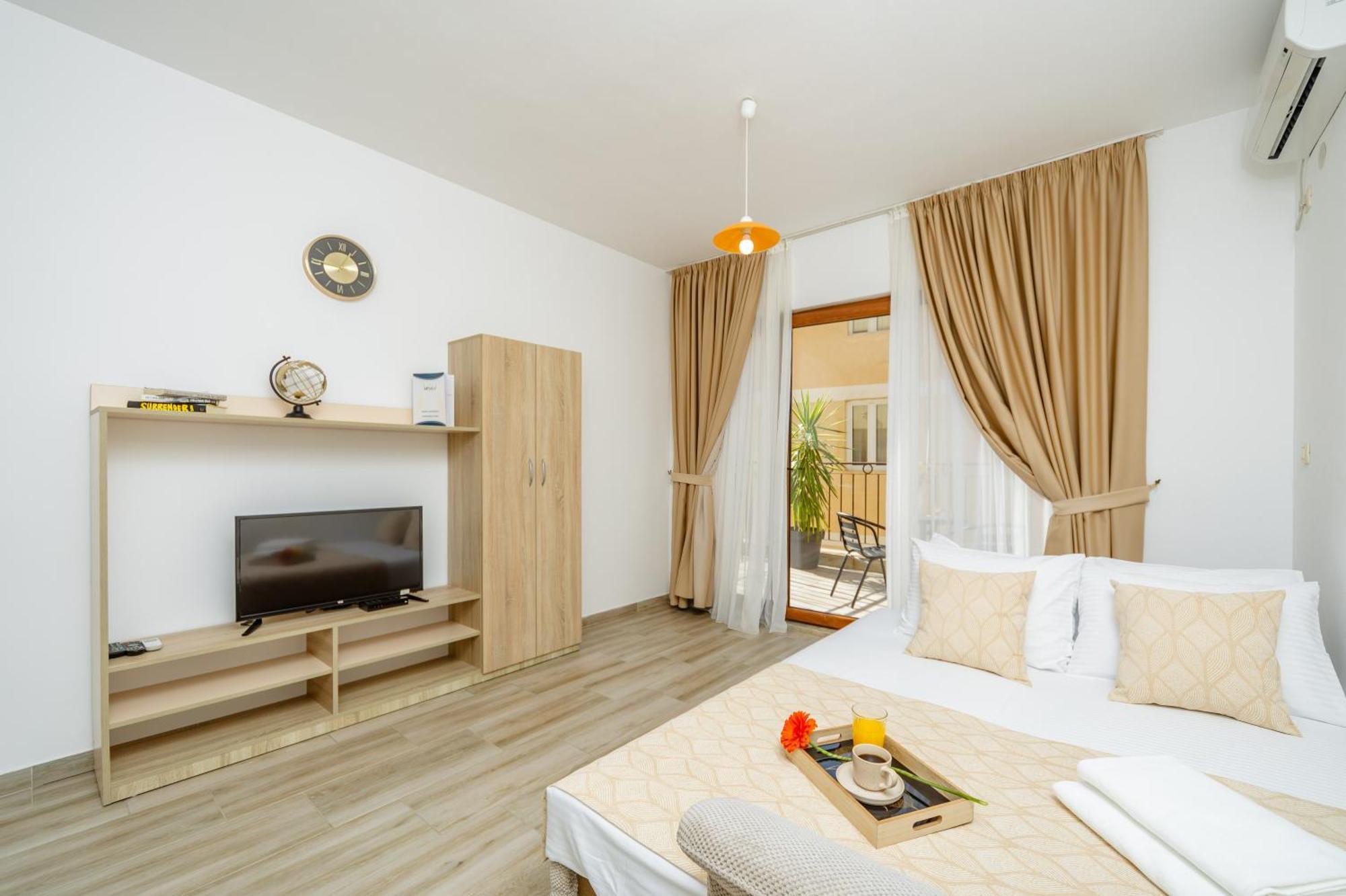 Arvala Apartments 布德瓦 外观 照片