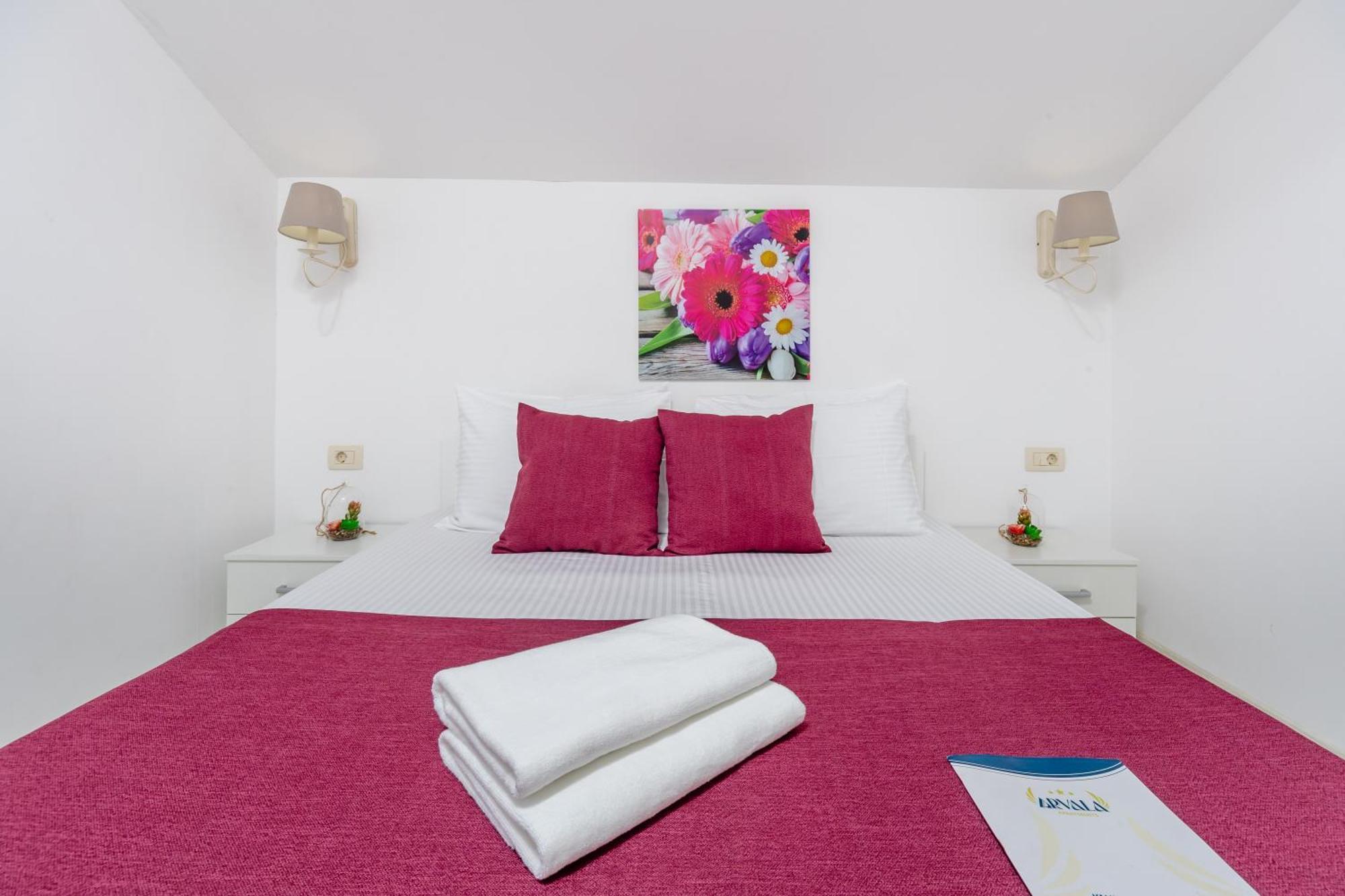 Arvala Apartments 布德瓦 外观 照片