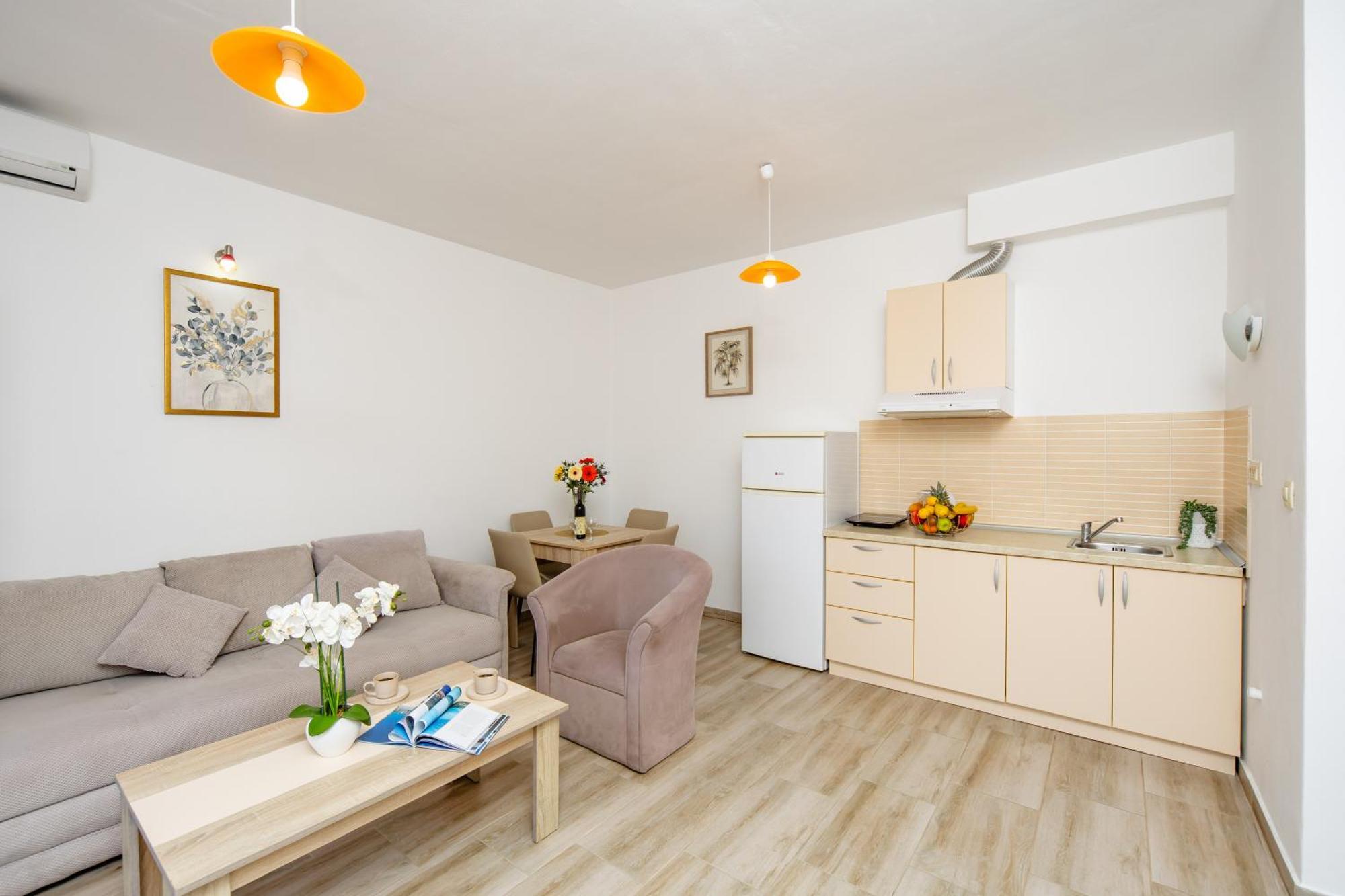 Arvala Apartments 布德瓦 外观 照片